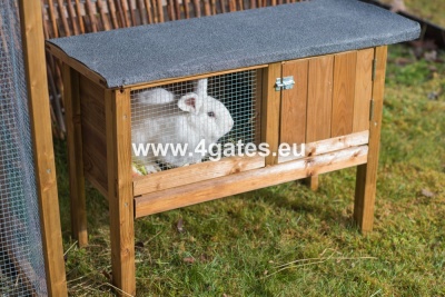 Small Rabbit Hutch