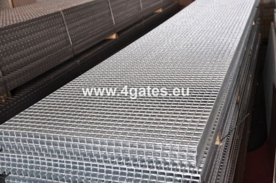 Galvanized welded steel grating SP; 34x76/40x3; 6100x1000 mm