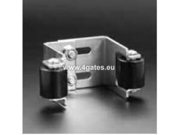 Upper receiver for sliding gate