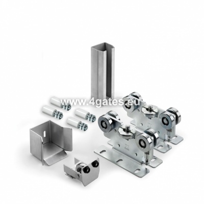 Sliding gate fittings set with rail COMUNELLO